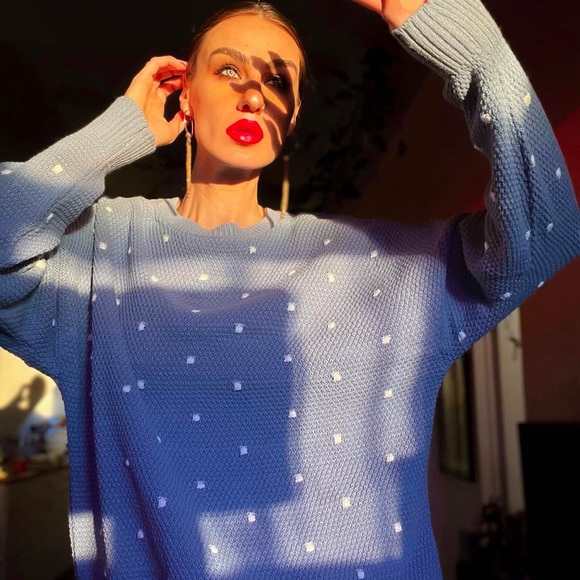 Light Blue Polka Dot Knit Sweater || Long Tall Sally || US6-8 - Picture 4 of 4